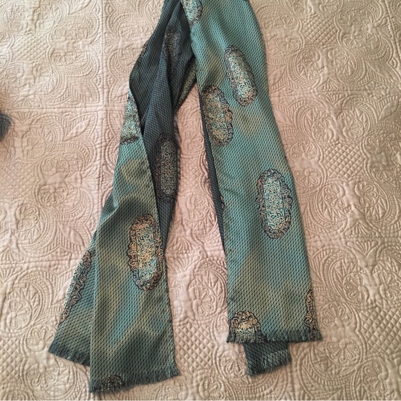 Vintage* (90’s) Della Roufogali blouse with matching scarf size 12 - Picture 8 of 12